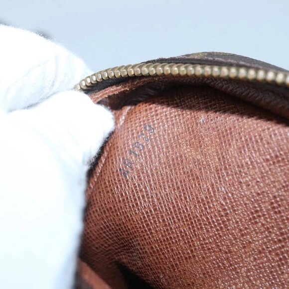 LOUIS VUITTON Monogram Amazon Shoulder Bag - Picture 12 of 16